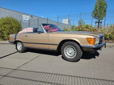 Gebraucht Mercedes SL450 218 PS (160 kW) 1980 Andere farben Cabrio