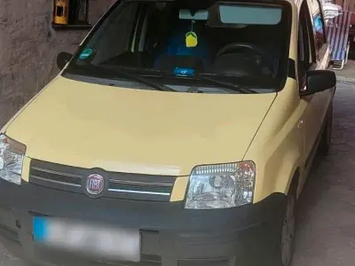 Gebraucht Fiat Panda 60 PS (44 kW) 2009 Gelb Kleinwagen