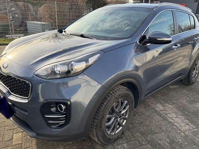 Blau Gebraucht 2018 Kia Sportage DREAM-TEAM Edition SUV | 13.290 € (Fairer Preis)