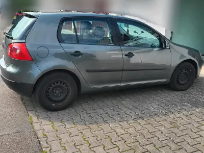 Gebraucht VW Golf V 75 PS (55 kW) 2003 Kleinwagen