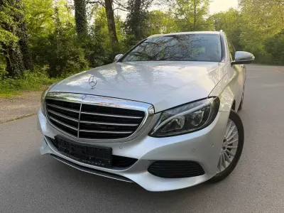 Używany Mercedes C180 Exclusive 156 KM (114 kW) 2015 Srebrny Sedan/Limuzyna
