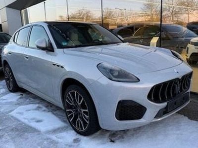 Grau (grigio cangiante) Gebraucht 2022 Maserati Grecale GT SUV | 53.900 €