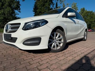 Mercedes B200