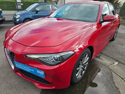 Gebraucht Alfa Romeo Giulia Super 200 PS (147 kW) 2018 Rot Limousine