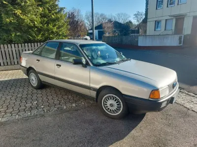 Brugt Audi 80 90 HK (66 kW) 1989 Sølv Sedan
