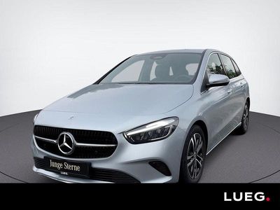 Gebraucht Mercedes B200 Advanced 163 PS (119 kW) 2024 Silber Van / Kleinbus