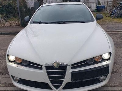 Gebraucht Alfa Romeo 159 170 PS (125 kW) 2011 Schwarz Kombi