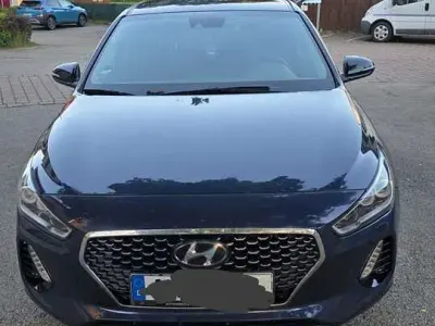 Gebraucht Hyundai i30 Premium 140 PS (102 kW) 2017 Limousine
