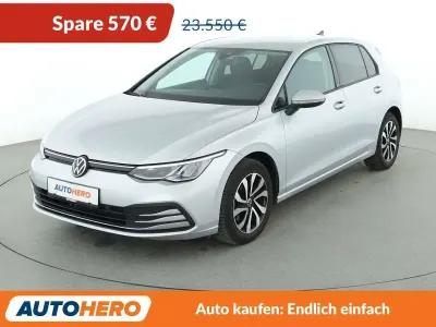 Gebraucht VW Golf VII Active 150 PS (110 kW) 2021 Reflexsilber Kleinwagen