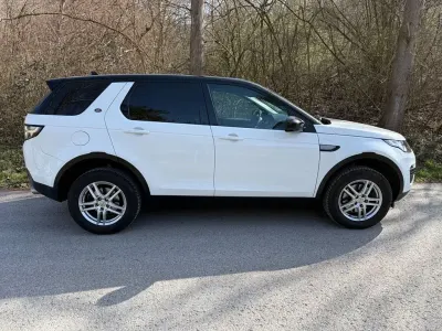 Gebraucht Land Rover Discovery Sport 150 PS (110 kW) 2016 Weiß SUV