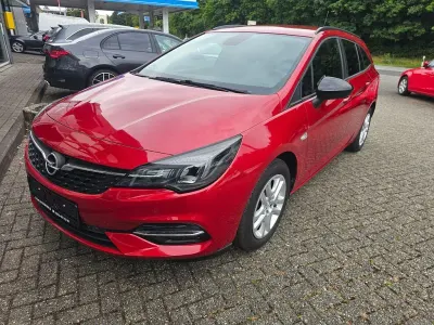 Gebraucht Opel Astra Business 105 PS (77 kW) 2021 Rot Kombi