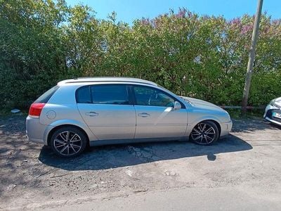 Usata Opel Signum 155 CV (114 kW) 2003 Argento Utilitaria