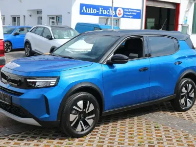 Gebraucht Opel Frontera 83 kW (113 PS) 2025 Blau SUV