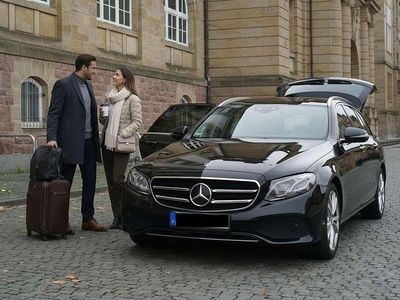Gebraucht Mercedes E300 245 PS (180 kW) 2020 Schwarz  040 Kombi