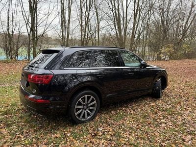 Gebraucht Audi Q7 Ambiente 272 PS (200 kW) 2015 Schwarz SUV
