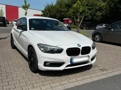 Gebraucht BMW 116 109 PS (80 kW) 2015 Weiß Kleinwagen