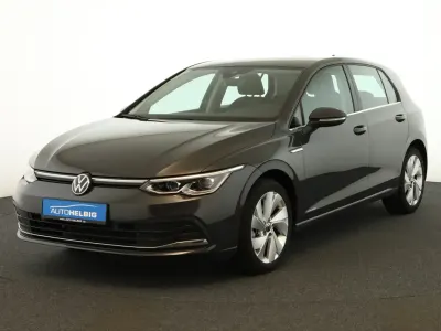 Gebraucht VW Golf VIII Style 150 PS (110 kW) 2024 Uranograu SUV