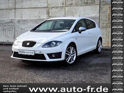 Weiß Gebraucht 2012 Seat Leon FR Limousine | 6.490 € (Guter Preis)