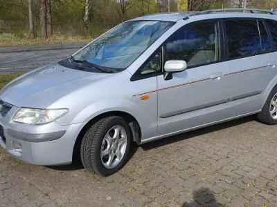 Gebraucht Mazda Premacy Exclusive 101 PS (74 kW) 1999 Silber Van / Kleinbus