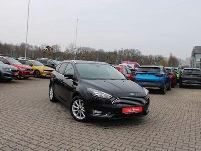 Gebraucht Ford Focus Titanium 125 PS (91 kW) 2016 Schwarz Kombi