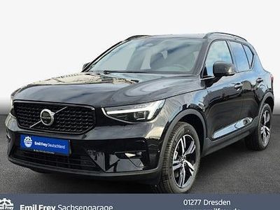 Neu Volvo XC40 Plus 197 PS (144 kW) 2026 Schwarz SUV