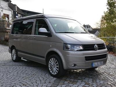 Usado VW Multivan Style 204 CV (150 kW) 2015 Beige Monovolumen