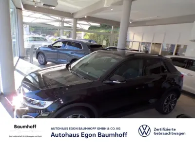 Gebraucht VW T-Roc Style 150 PS (110 kW) 2025 Schwarz SUV