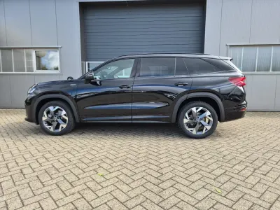 Neu Skoda Kodiaq SportLine 204 PS (150 kW) 2026 Blackmagic perleffekt SUV