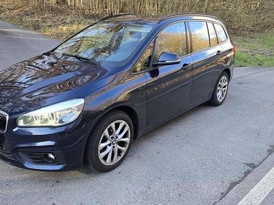 Gebraucht BMW 220 Advantage 190 PS (139 kW) 2017 Blau Van / Kleinbus