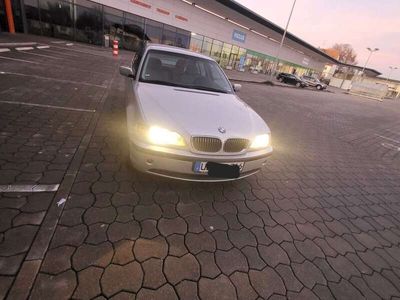 gebraucht BMW 320 320 i