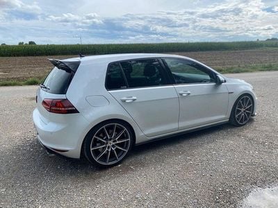 VW Golf VII