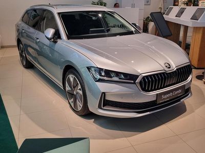Neu 2025 Skoda Superb SportLine Kombi | 51.113 € (Fairer Preis)