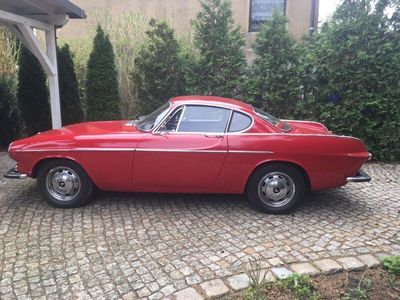 Volvo P1800