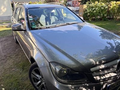 Mercedes 200