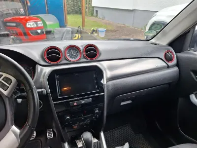 Gebraucht Suzuki Vitara 140 PS (102 kW) 2017 Silber SUV