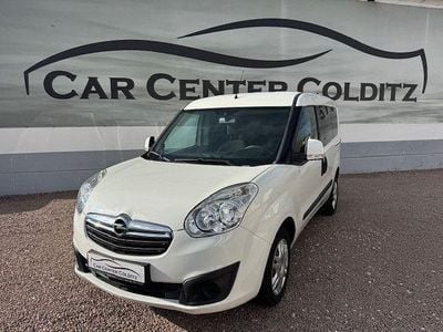 Usata Opel Combo Edition 95 CV (69 kW) 2015 Bianco Monovolume