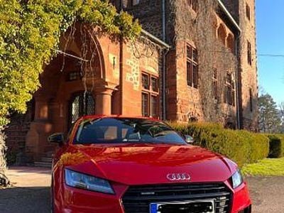Usado Audi TT S-Line 230 HP (169 kW) 2016 Vermelho Coupé