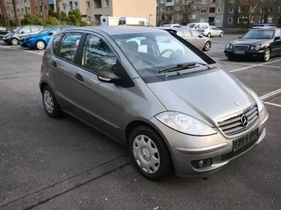Gebraucht Mercedes A180 109 PS (80 kW) 2008 Grau Limousine
