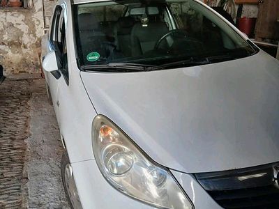 Gebraucht Opel Corsa 80 PS (58 kW) 2010 Weiß Kleinwagen
