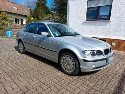 Gebraucht BMW 325 192 PS (141 kW) 2002 Silber Limousine