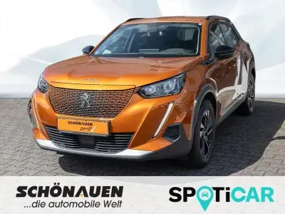 Gebraucht Peugeot e-2008 Allure 100 kW (136 PS) 2022 Orange SUV