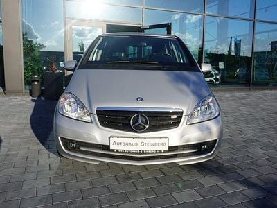 Silber Gebraucht 2011 Mercedes A160 Limousine | 10.890 €