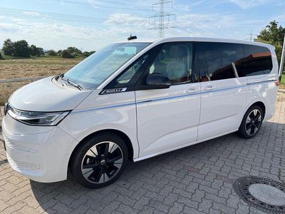 Gebraucht VW Multivan Style 204 PS (150 kW) 2023 Weiß Van