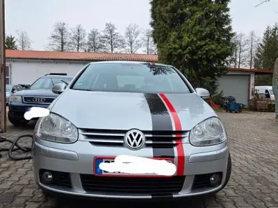 Gebraucht VW Golf V 80 PS (58 kW) 2007 Silber Limousine