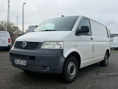 Gebraucht VW T5 131 PS (96 kW) 2008 Grau Van