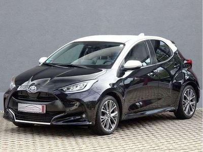 Gebraucht Toyota Yaris Hybrid Elegant 92 PS (67 kW) 2021 Schwarz Kleinwagen