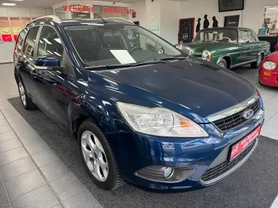 Gebraucht Ford Focus 101 PS (74 kW) 2011 Blau Kombi