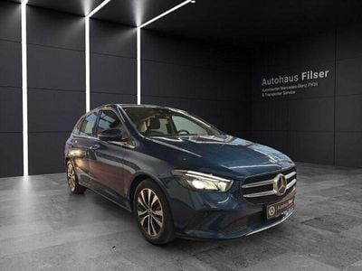 Second-hand Mercedes B220 Style 190 CP (139 kW) 2021 Albastru Monovolum