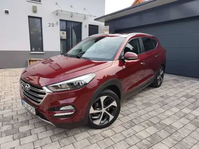 Gebraucht Hyundai Tucson Premium 185 PS (136 kW) 2016 Rot SUV