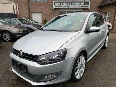 Usata VW Polo Sound 60 CV (44 kW) 2010 Argento Berlina